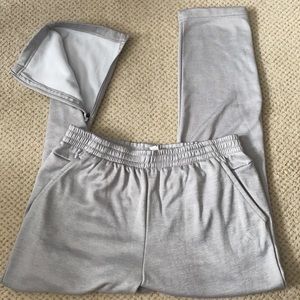 Men’s adidas sweatpants, super comfortable & warm!